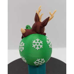 Boule de sapin : petit renne